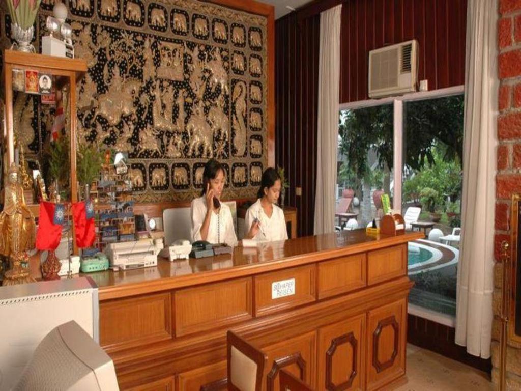 Emerald Land Hotel Mandalay Esterno foto